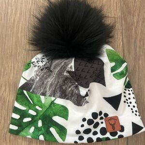 Sarah Fourrure Ladies Pom Pom Beanie with Leaf Print